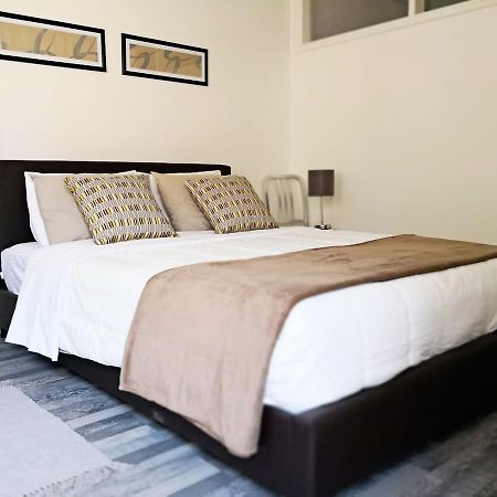 Cheerful Apartment In Никосия Экстерьер фото