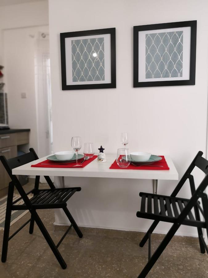 Cheerful Apartment In Никосия Экстерьер фото