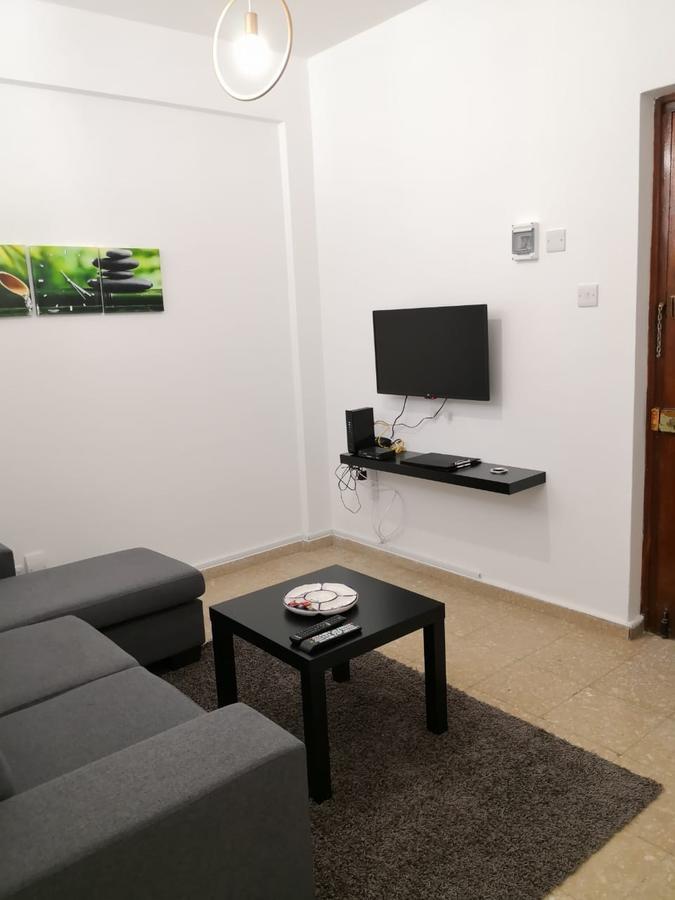 Cheerful Apartment In Никосия Экстерьер фото