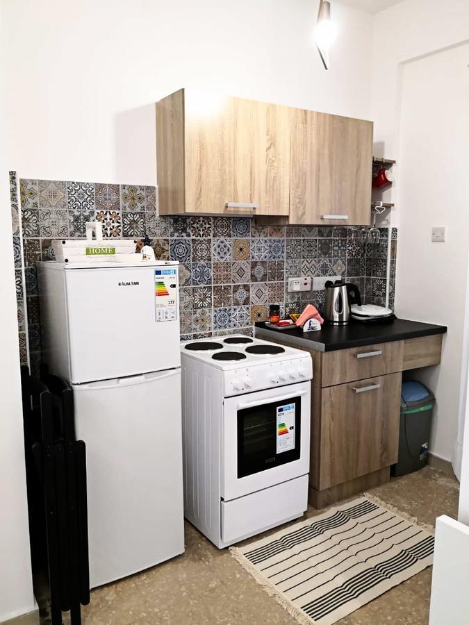 Cheerful Apartment In Никосия Экстерьер фото