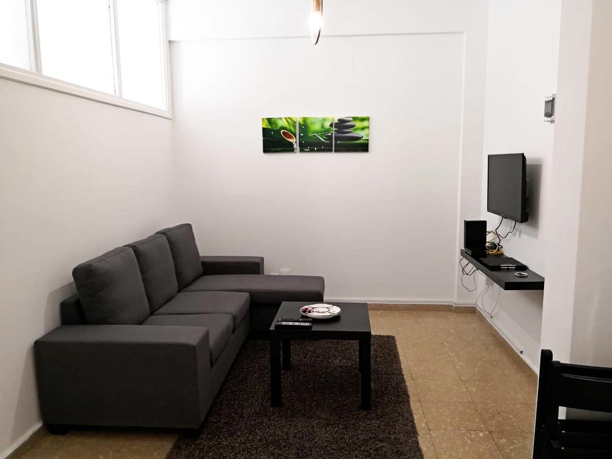 Cheerful Apartment In Никосия Экстерьер фото